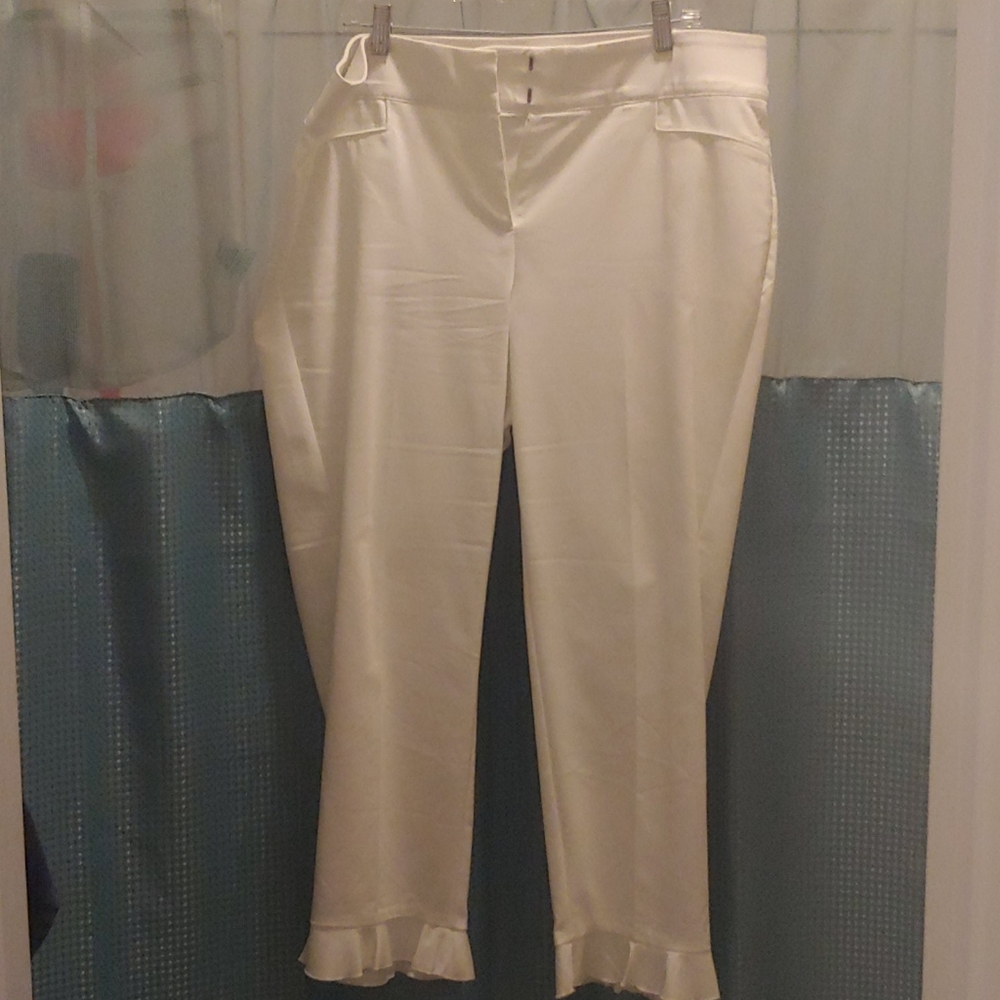 Lane Bryant Allie White Flared bottom pants